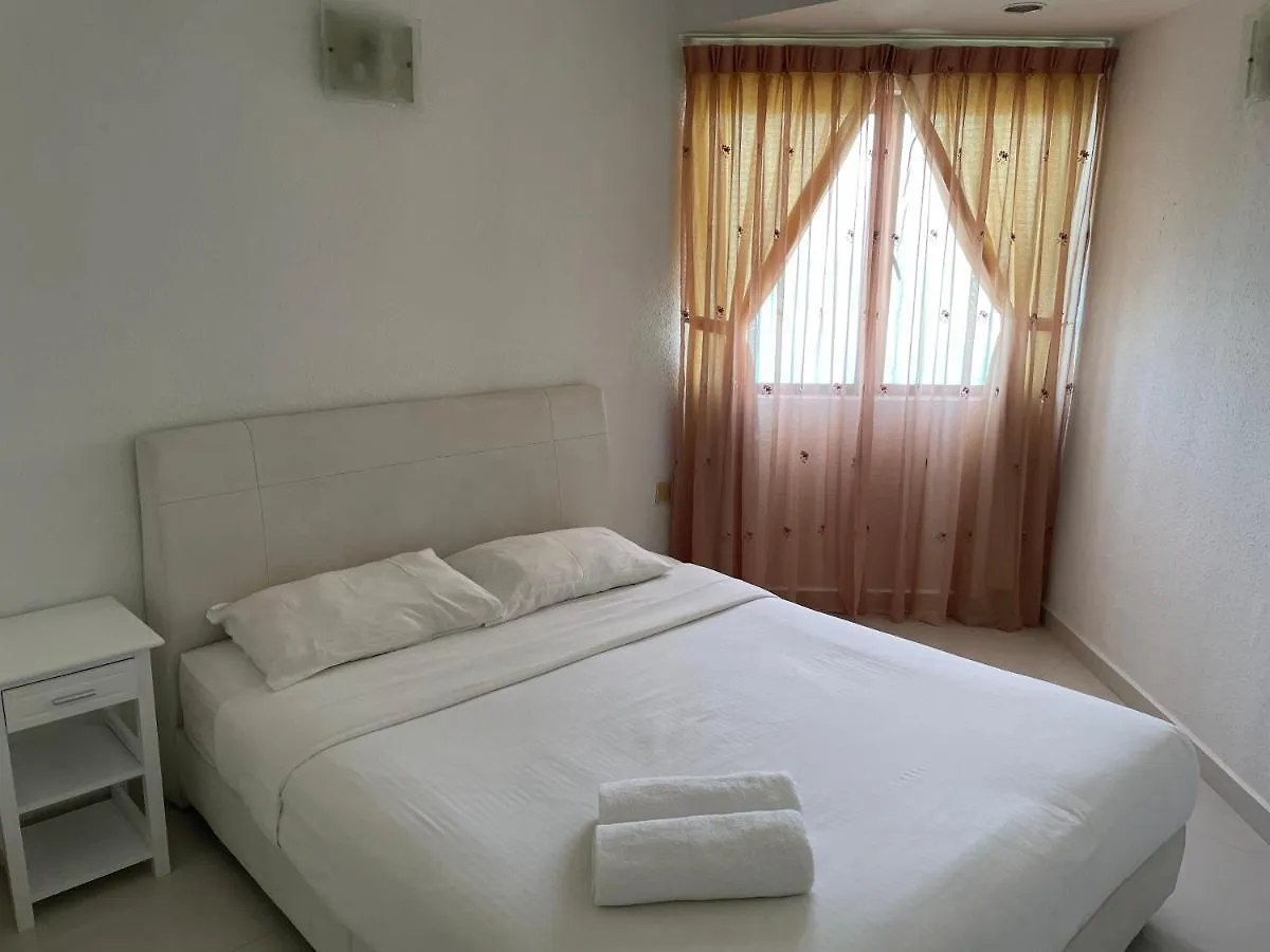 Апартаменты The Ferringhi Sea View At Sri Sayang Бату-Ферринги