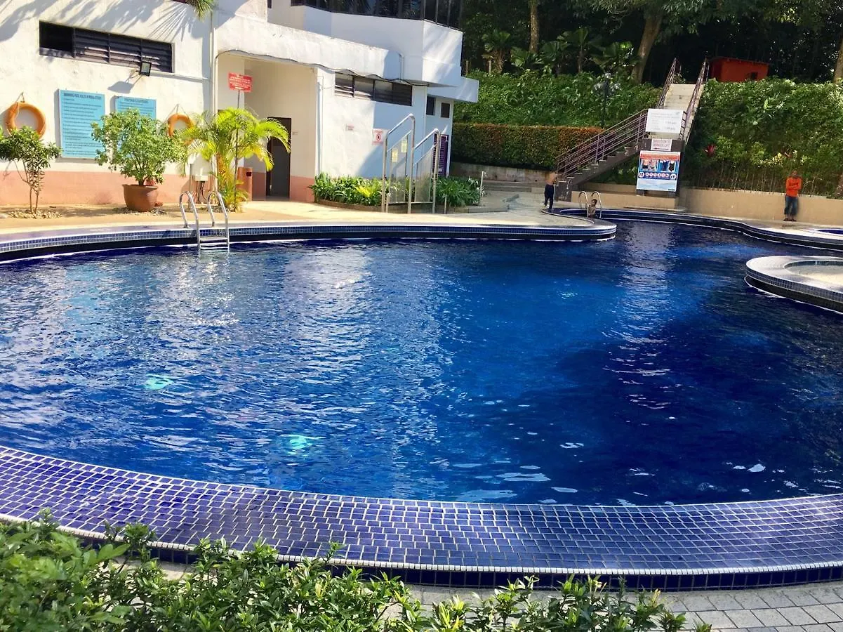 Апартаменты The Ferringhi Sea View At Sri Sayang Бату-Ферринги
